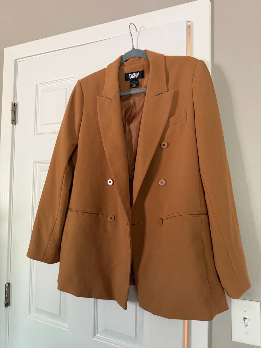 DKNY Camel Brown Gold Button Double Breasted Blazer Coat - Picture 3 of 8